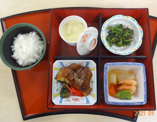 ↑）1月2日　鰻のかば焼き松花堂 